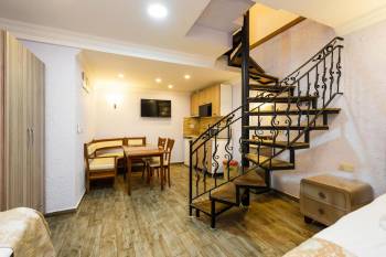 Harbour Suites Old City21
